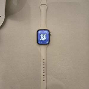 Apple Watch Series 7